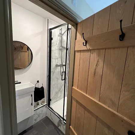 Honeysuckle & Whinfell Holiday home