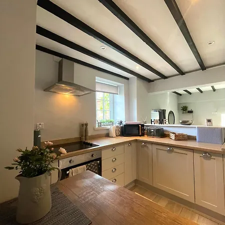 Ferienhaus Honeysuckle & Whinfell *