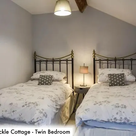 Honeysuckle & Whinfell Ferienhaus