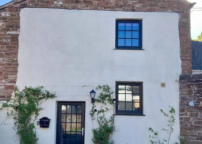 Honeysuckle & Whinfell Holiday home *