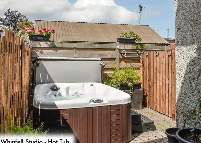 Honeysuckle & Whinfell Holiday home