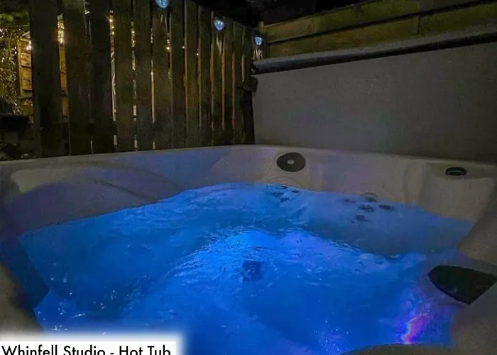 Holiday home Honeysuckle & Whinfell